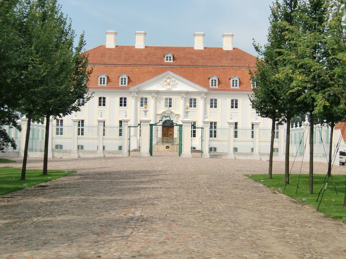 Hotel Zum Birkenhof Stechlin Exterior foto